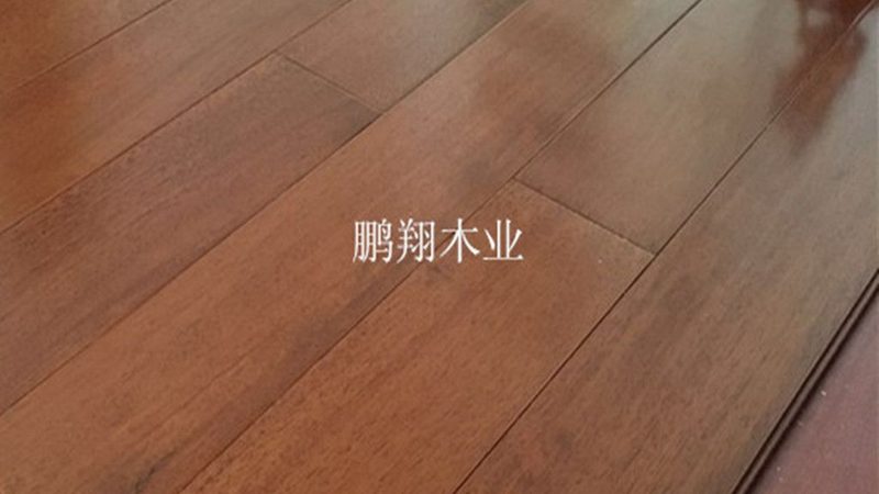 SPC地板安装费用揭秘：影响价格的关键因素